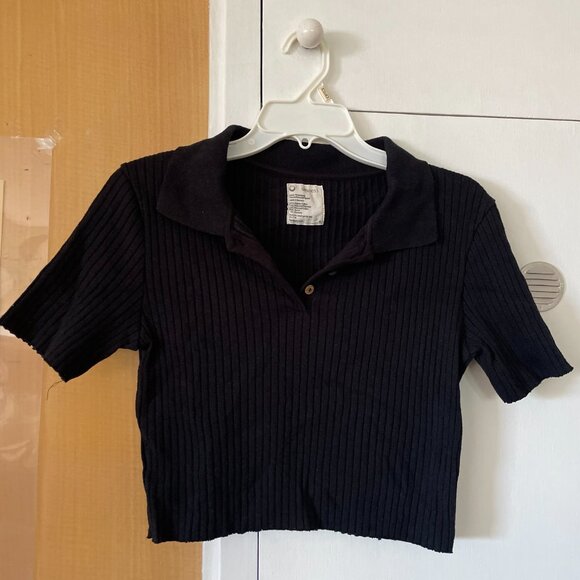 For Days Cropped Collared Top - Picture 3 of 3